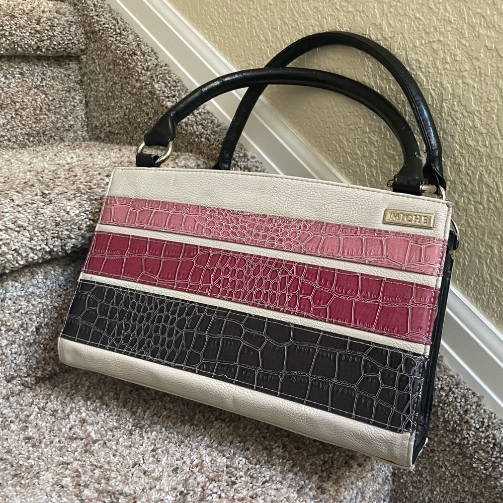 MICHE purse and magnetic cover